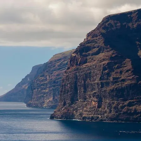 Apartment Beautiful Arenas Negras By Paramount Holidays Puerto de Santiago (Tenerife)